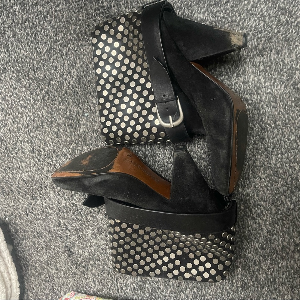 Rosegold studded booties